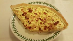 Recette quiche lorraine traditionnelle : facile et savoureuse !